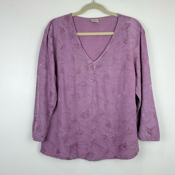 CP Shades Lavender V-Neck Blouse - Picture 1 of 6